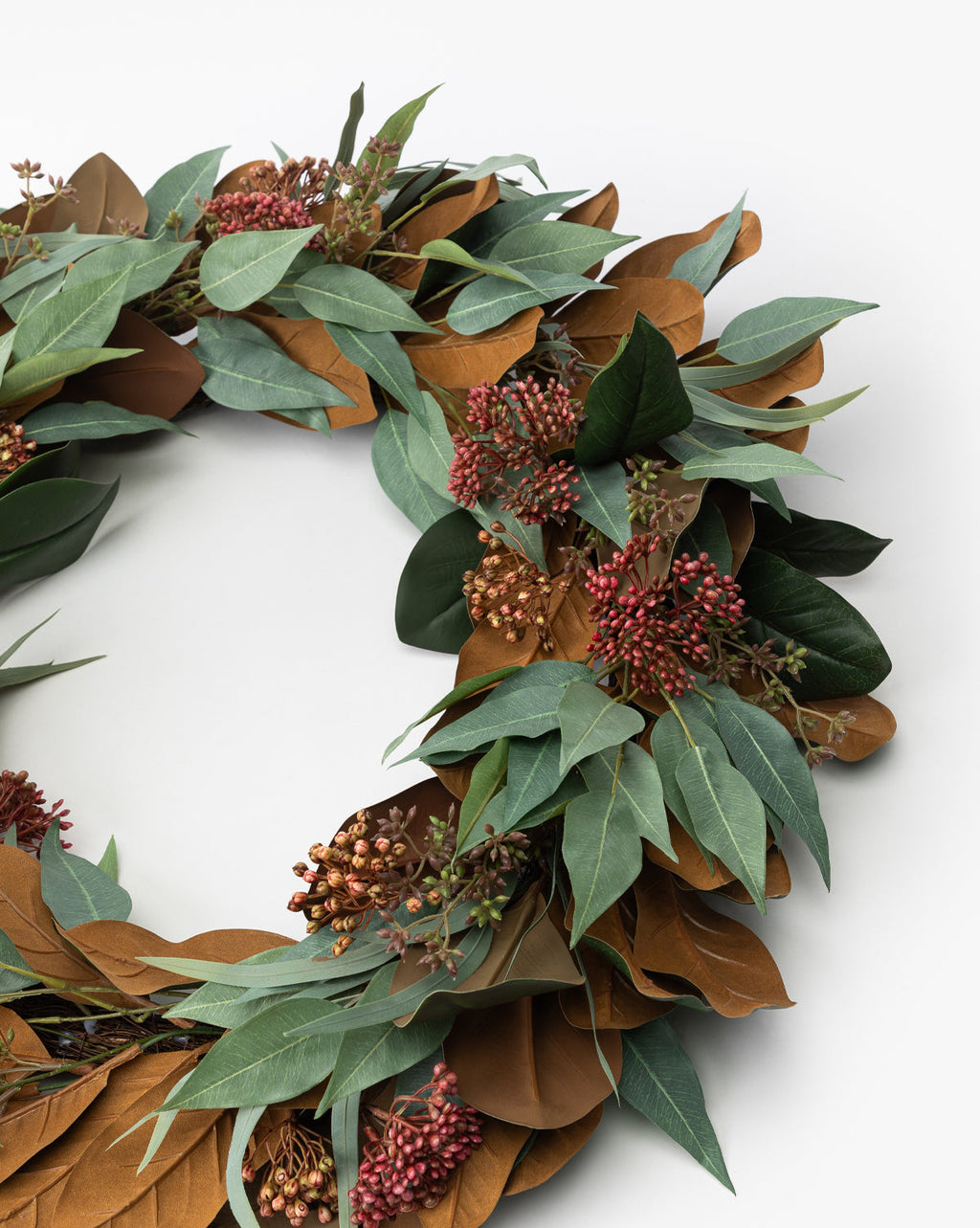 30¡® Faux Magnolia & Eucalyptus Wreath