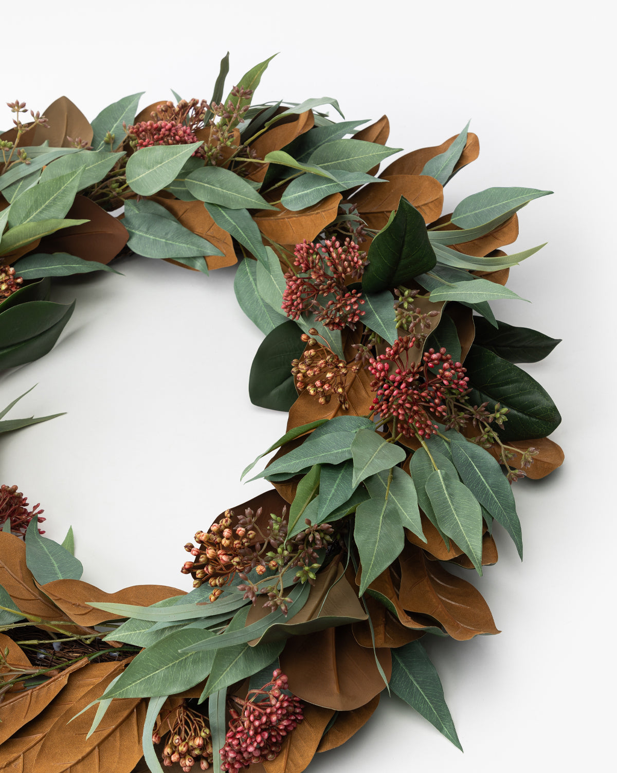 30¡® Faux Magnolia & Eucalyptus Wreath