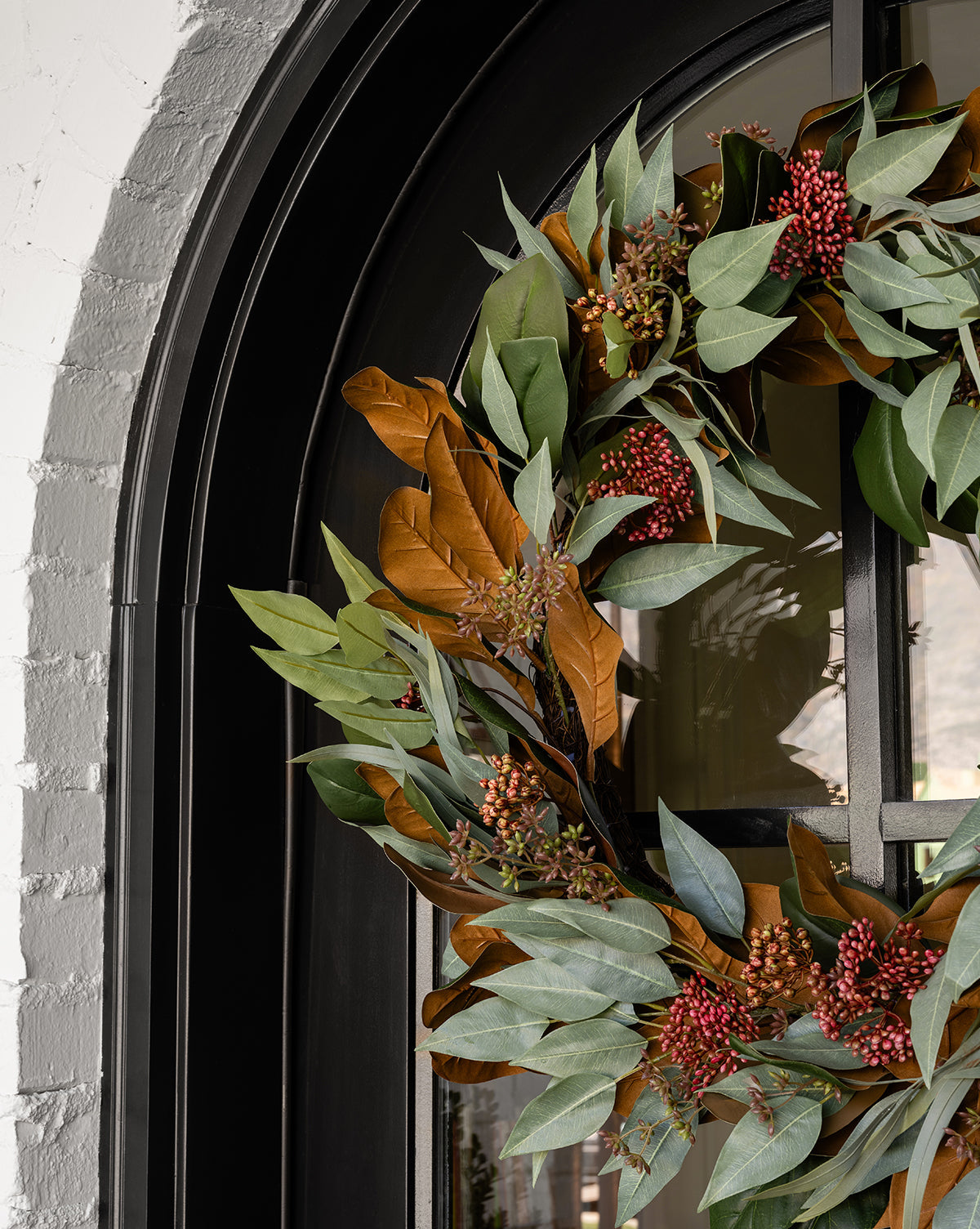 30¡® Faux Magnolia & Eucalyptus Wreath